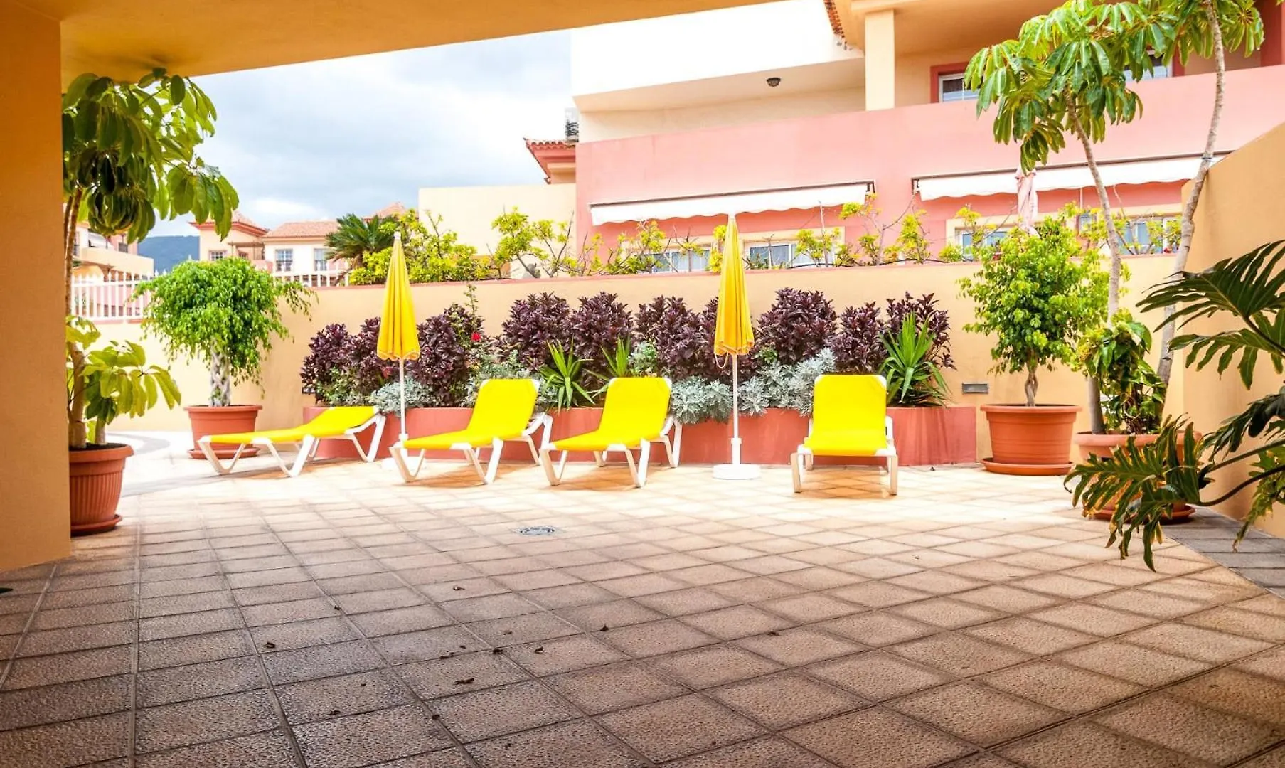 Magnificent Apartment In Terrazas Del Duque Costa Adeje